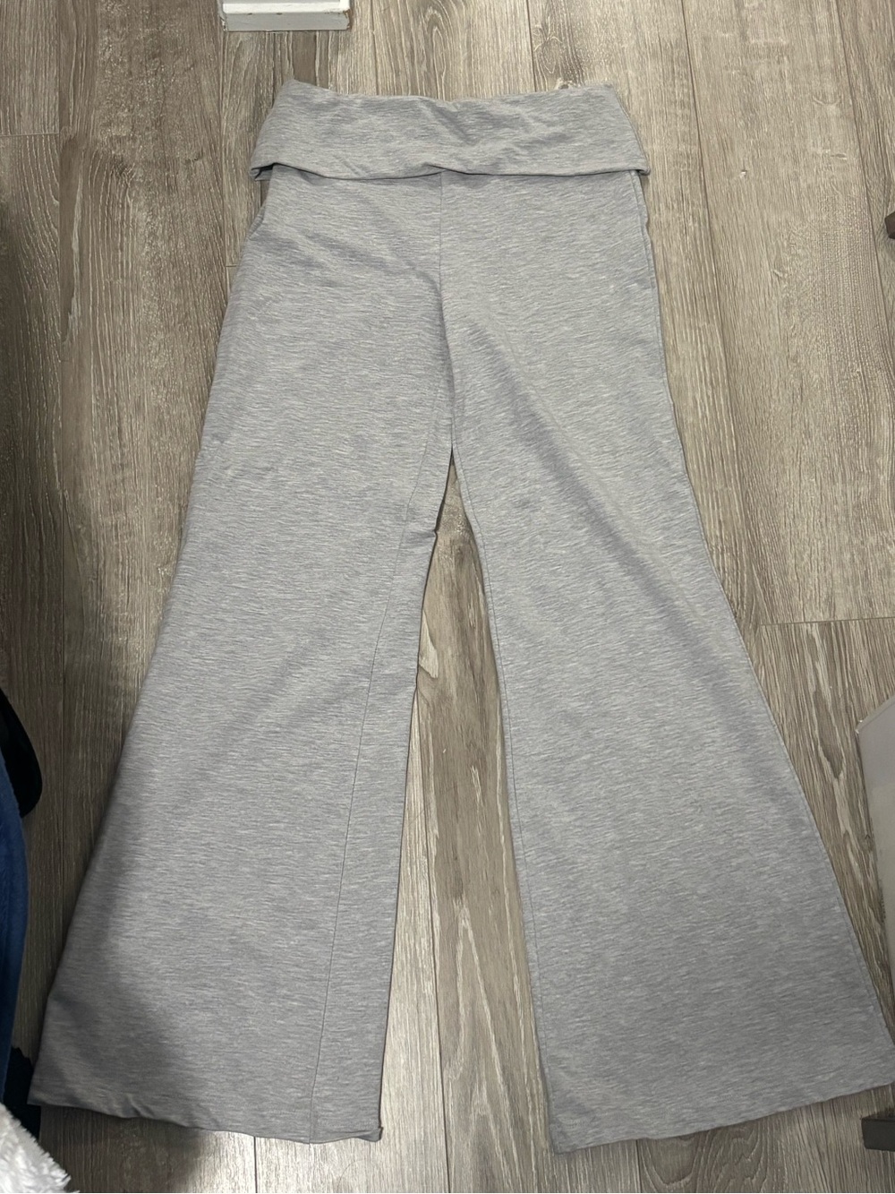 Edikted Light Gray Fold-Over Waist Flare Leggings